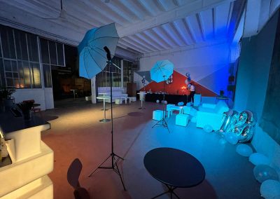 Allestimento per shooting fotografico durante una festa